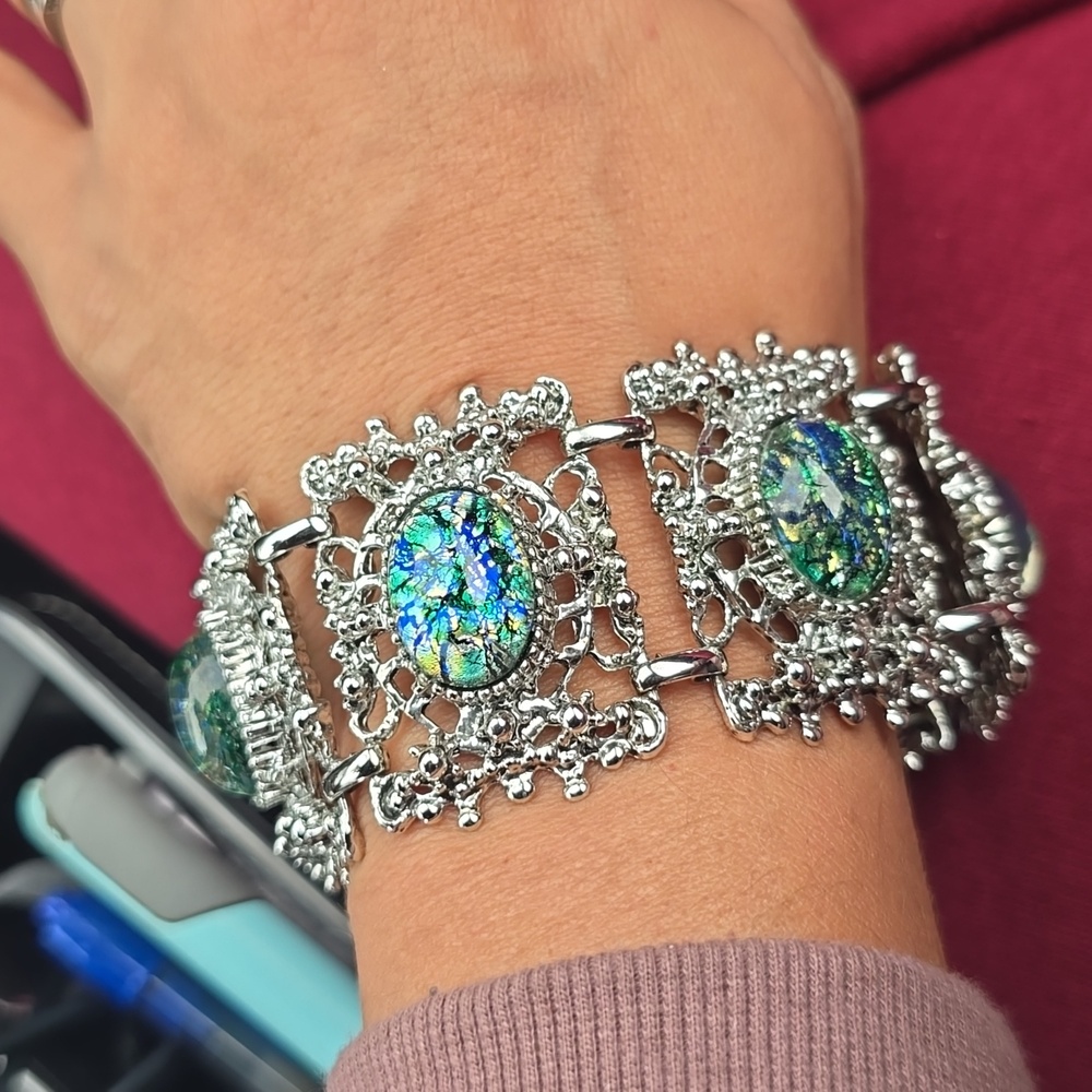 SOLD***Vintage 1950s Unsigned Selro Selini Green Confetti Panel Bracelet Silver - Picture 2 of 5